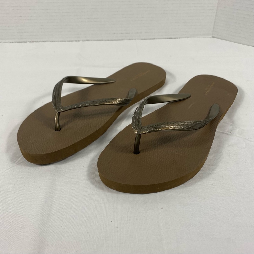 American Eagle Brown Gold Flip Flops Womens Shoe Size 9/10 Sandal Thong